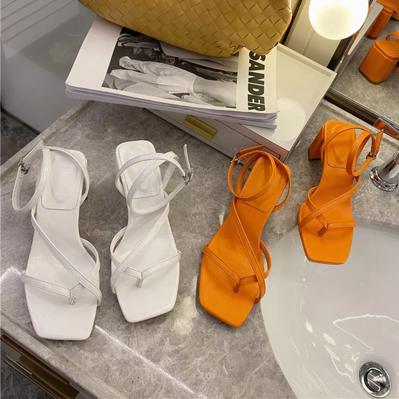2021 Новое поступление Летнее женские высокие босоножки на высоком каблуке