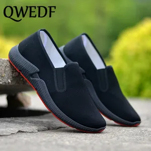 QWEDF 2019; Новинка; Повседневная обувь; Мужская обувь без застежки, легко гнется Лидер продаж дышащие удобные светильник за счет складки, мягкая модная мужская обувь для вождения, туфли MJ-21