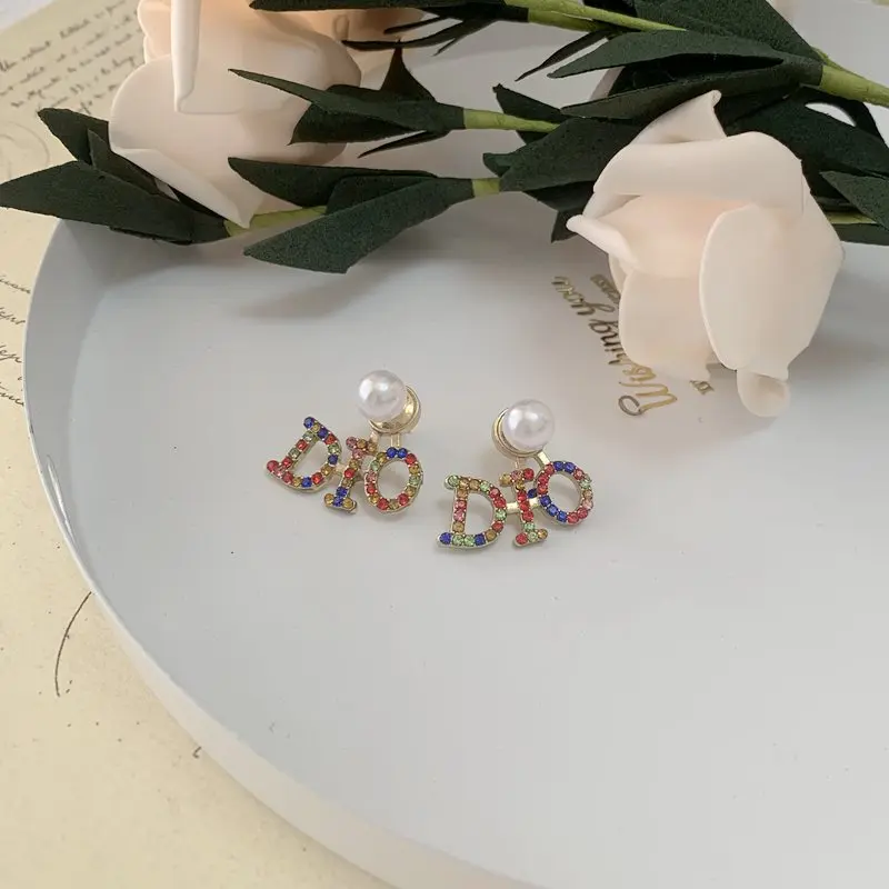 

Rhinestone Earrings D letter Piercing Ear Stud Women Korean Pendant Fairy Ear Piercing Wedding Jewelry Bridesmaid Accessories