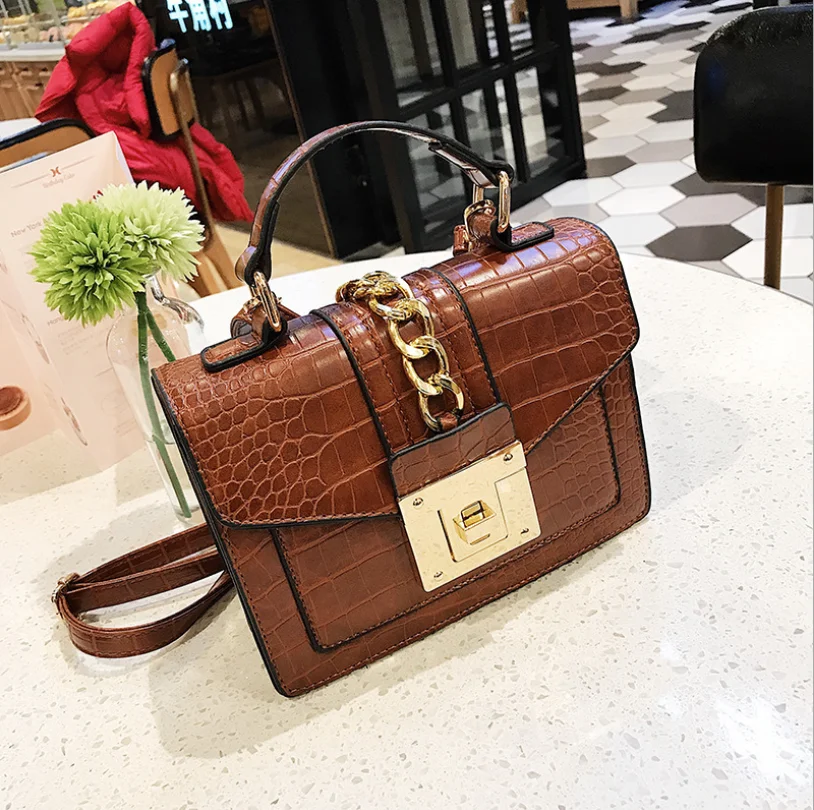 

Large Crocodile Pattern Designer Crossbody Shoulder Bag High Capacity Lady Luxury PU Leather Totes Bag Chain Clamshell Handbag