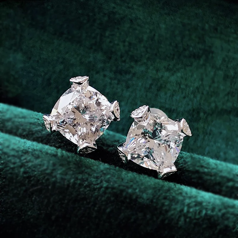 

Серьги-гвоздики женские из серебра 925 пробы, 8 х8 мм