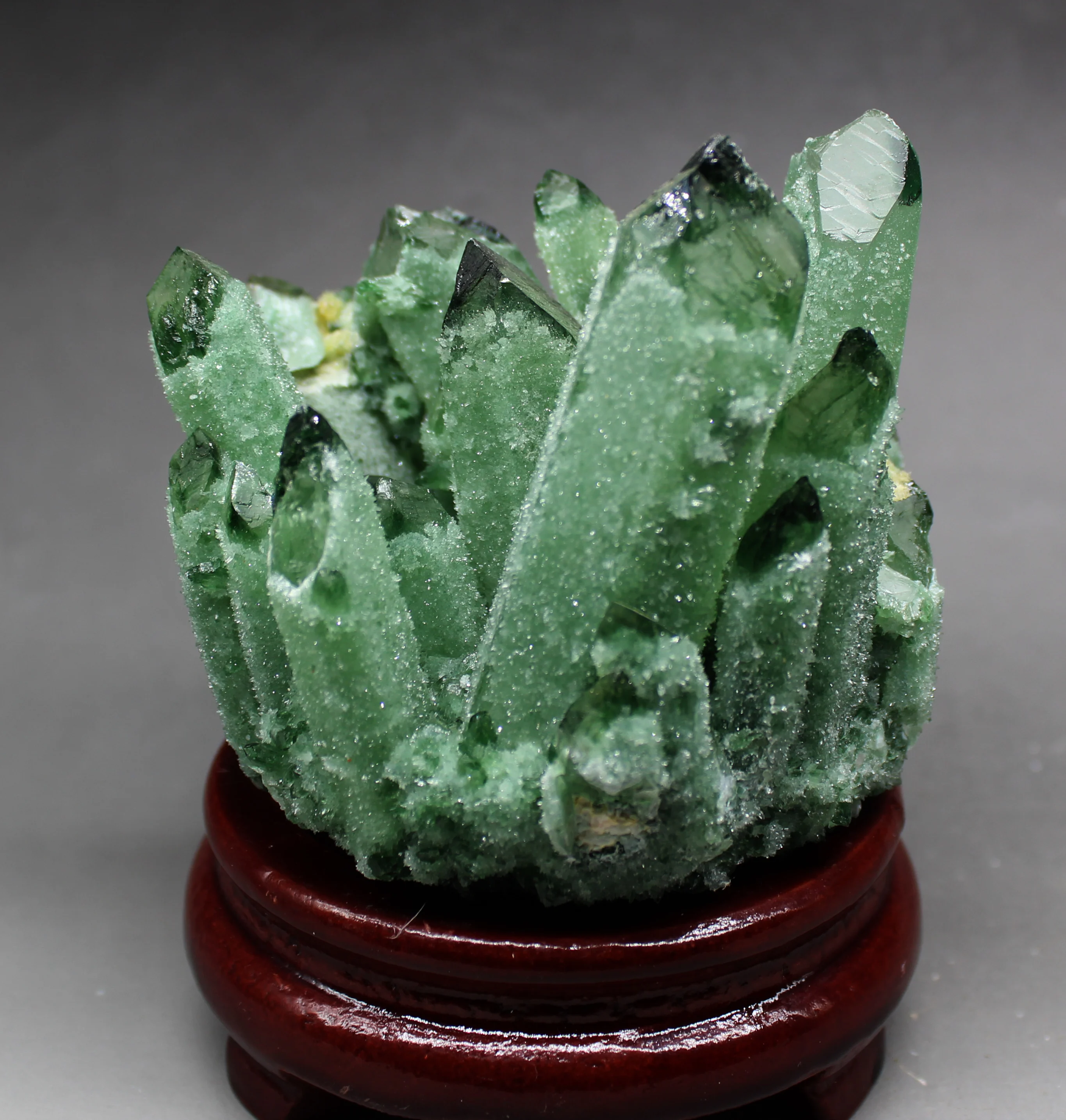 454 г натуральный зеленый Ghost Phantom Quartz Хрустальный кластер кристаллы и камни