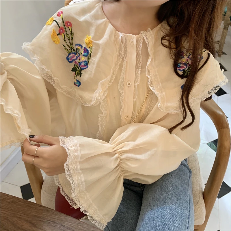 

Floral Flare Sleeve Women Shirt Fashion Embroidery Ruffles Collar Female Shirts Blouses Preppy Style Button Ladies Loose Shirts