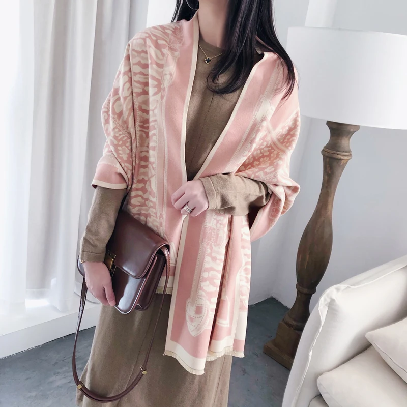 Зимний шарф из модала женский Шелковый кашемировый с леопардовым принтом