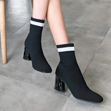 Разноцветные эластичные ботинки на толстом каблуке с квадратной головкой