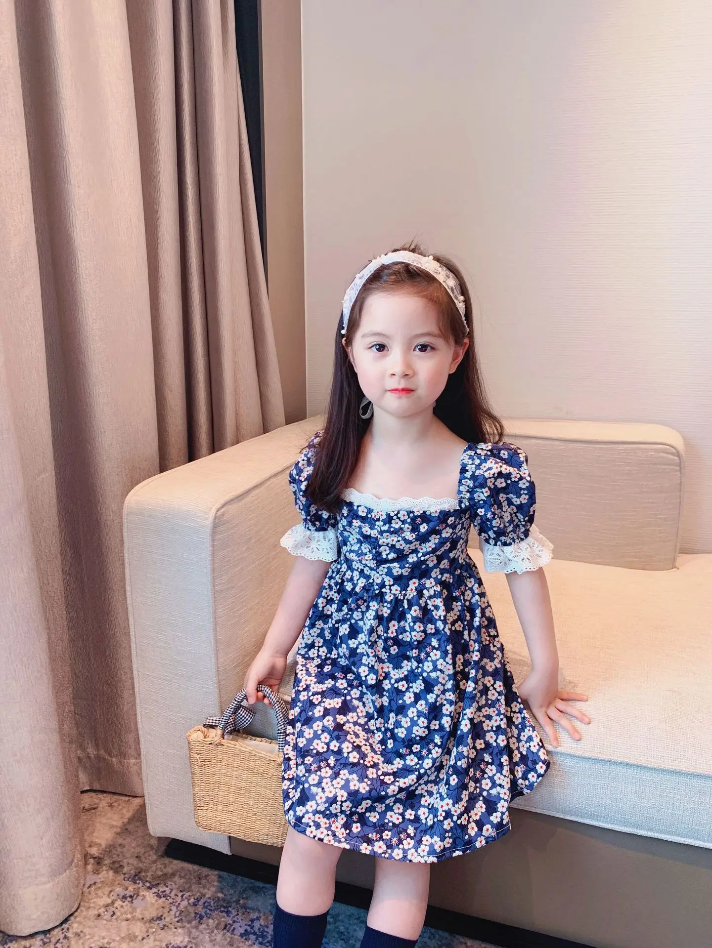 

2021 Ins Fashion Girls Dresses Lace Dresses Summer Cotton Girls Flower Dresses