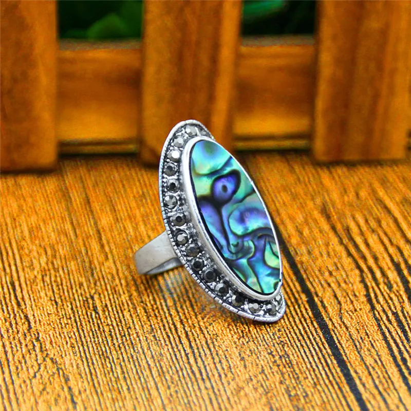 Горный хрусталь Овальный В виде ракушки Кольца для Для женщин Винтаж Античная