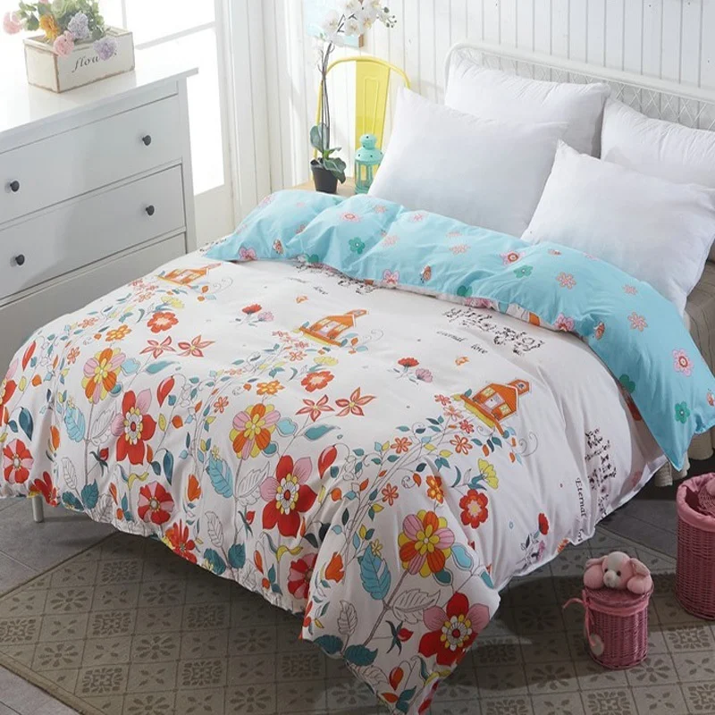 Набор постельных принадлежностей пододеяльник с трехкратным рисунком