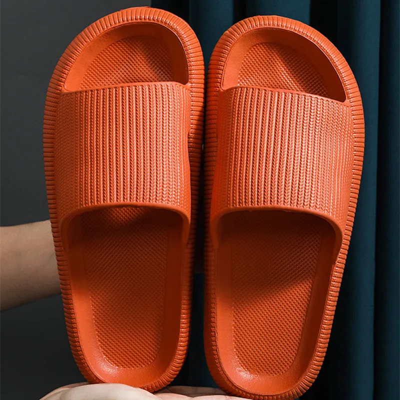 Сверхмягкие домашние тапочки нескользящая толстая подошва для ванной и душа