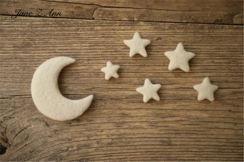 

Jane Z Ann Wool Felt Moon Stars Newborn Photography Prop infant Baby Photo studio shooting Ornaments