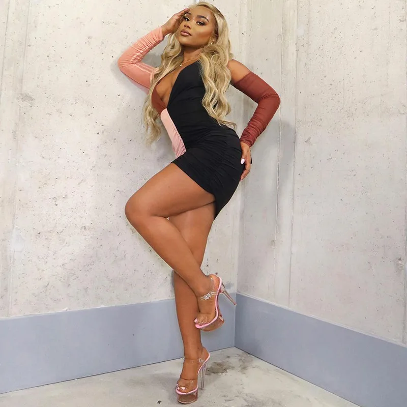 

Oushang Stacked Color Blocking Skinny Mini Dresses Women Spring Streetwear Strap V-neck Sexy Midnight Party Wear Bodycon Dress