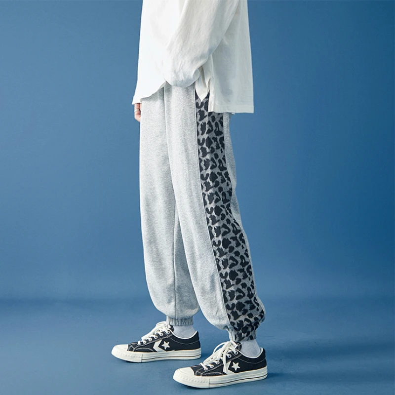 

Leopard Print Men Sweatpants Patchwork Vingate Casual Pants Hip Hop Harajuku Pants Loose Fit Men Casual Pant Fashion Trousers