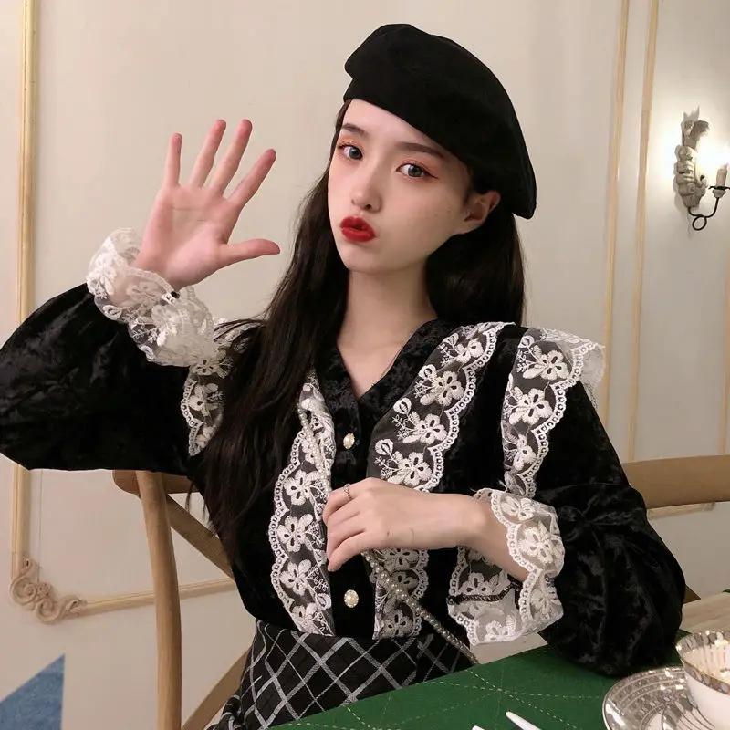 Блузка женская кружевная бархатная рубашка женский топ свободная с длинным