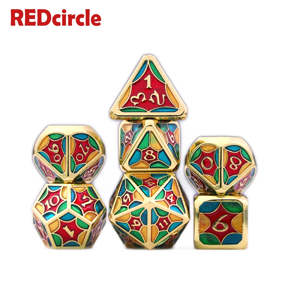 Набор металлических игральных костей с блестящими и гладкими поверхностями 15