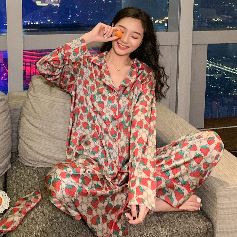 

Silk pajamas women's spring and autumn long sleeve sexy home clothes 2021 new popular ice silk strawberry two piece suit