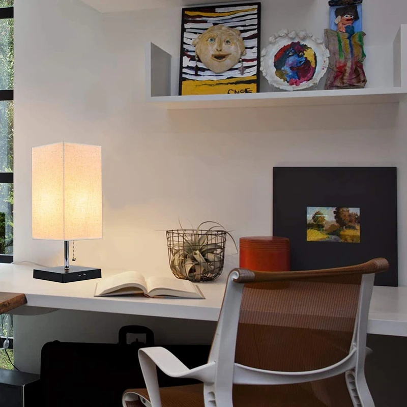 Прикроватный столик и настольная лампа с 2 Usb-портами для зарядки идеально