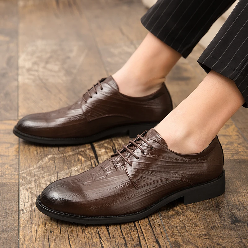 

Men's Wedding Dress Shoes Flat Footwear Slip On Loafers Male Leather Oxford S For Men All-match Men Suits British Casual Oxfords