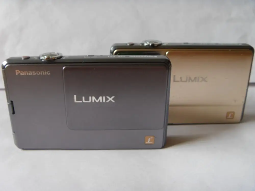 

USED Panasonic Lumix DMC-FP1GK 12MP - 1/2.3" CCD Sensor Optical Image Stabilization digital camera