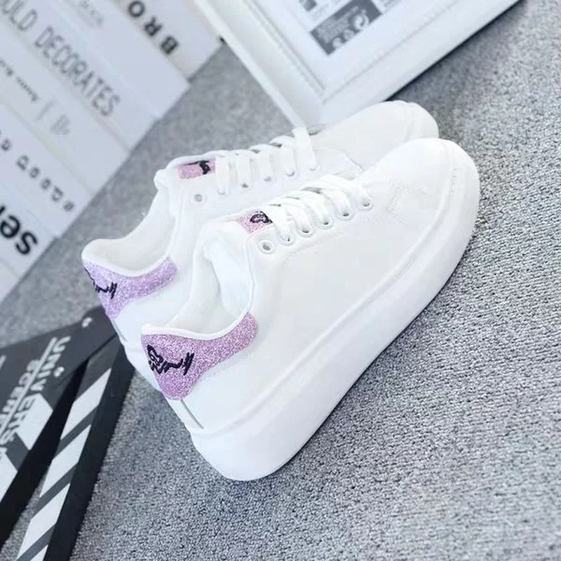 

Женская обувь 2021, модные туфли, осенняя Белая обувь, женская Корейская версия, повседневная женская обувь на плоской подошве в стиле знамени...