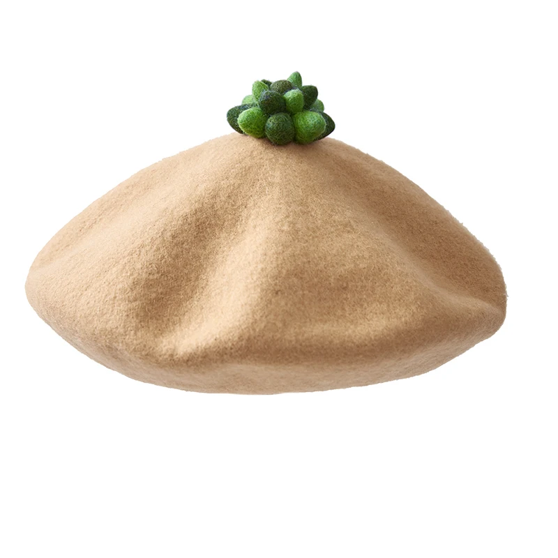 

Original handmade wool felt lovely meaty theatrical beret painter cap warm autumn and winter wild