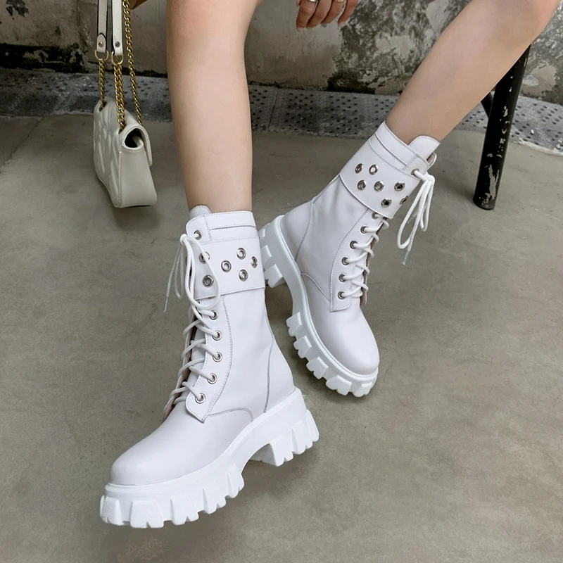 Online Ukuran 34-40 2021 Sepatu Bot Pergelangan Kaki Hitam Kulit Wanita Terbaru Sepatu Bot Hangat Musim Dingin Pendek Wanita Sepatu Hak Platform