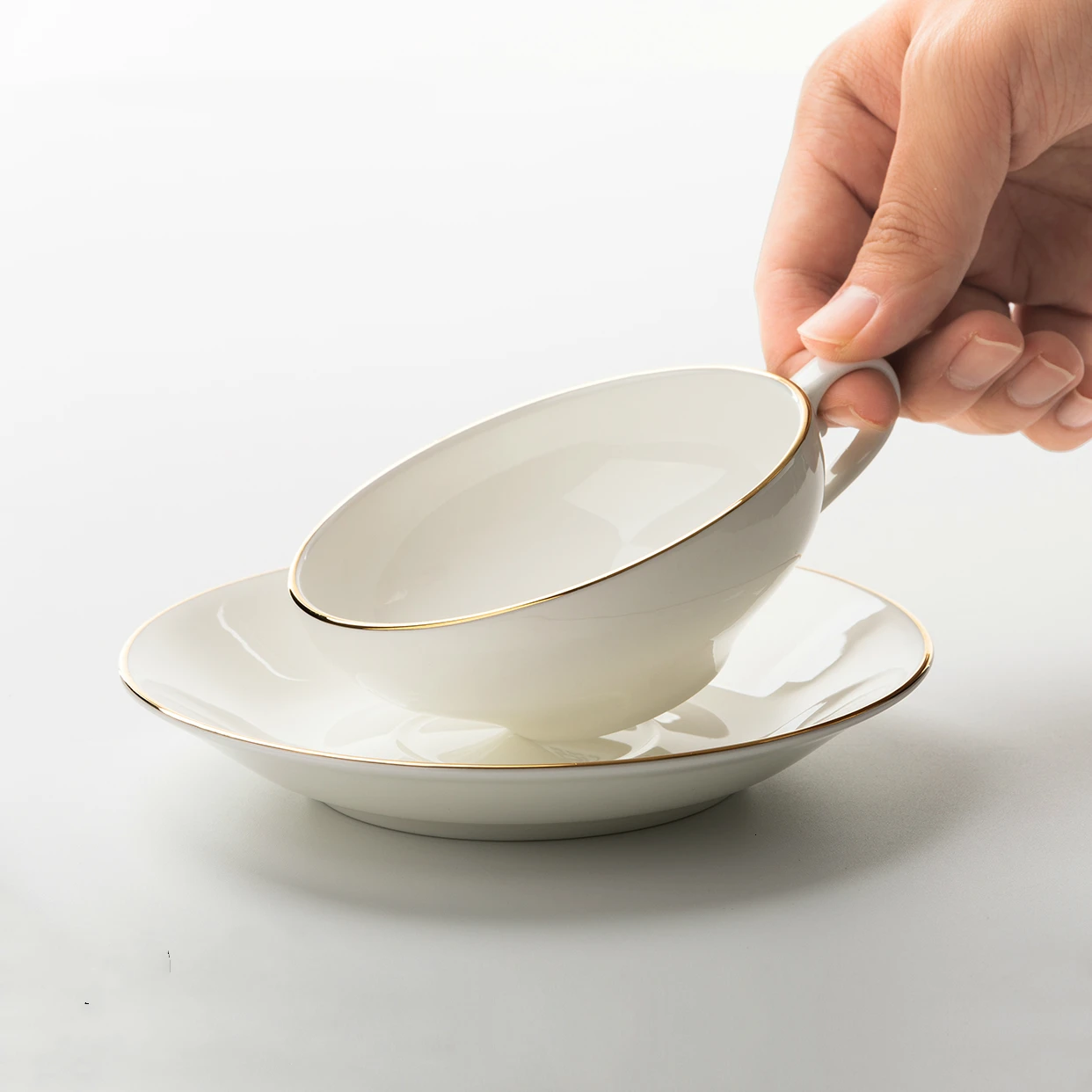 Керамическая кофейная чашка блюдца выразительный Европейский послеобеденный