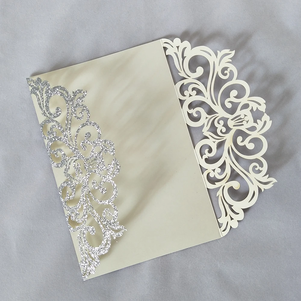 Серебряные приглашения на свадьбу блестящие для невесты с персонализированным