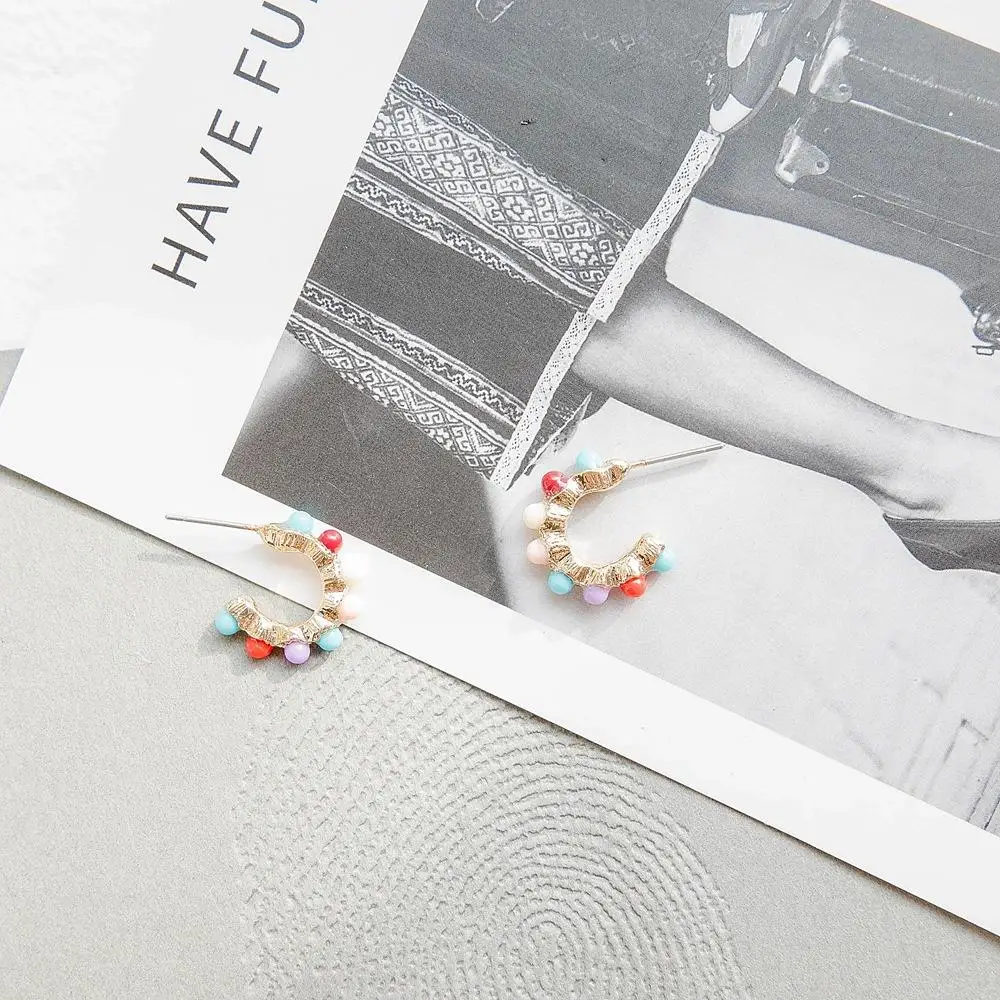 

Korean Fashion New Candy Color C-shaped Earrings Ladies Temperament Ins Simple Autumn And Winter Port Wind Earrings