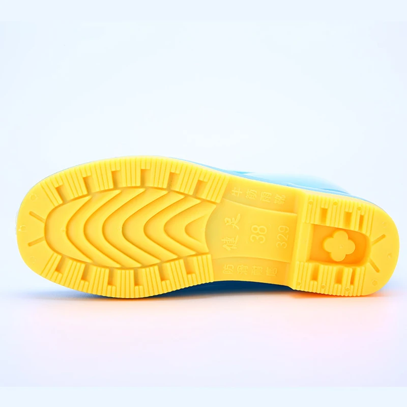 Резиновые сапоги для дождливой погоды Женская обувь высотой бочка зимние теплые