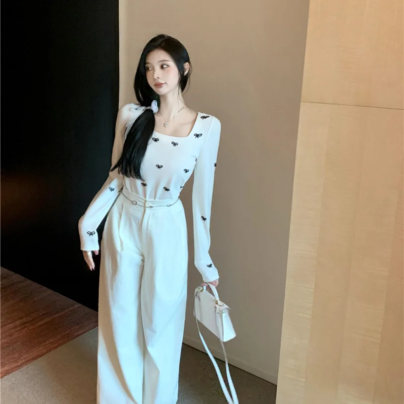 Женский вязаный свитер с бантом квадратным вырезом | Женская одежда