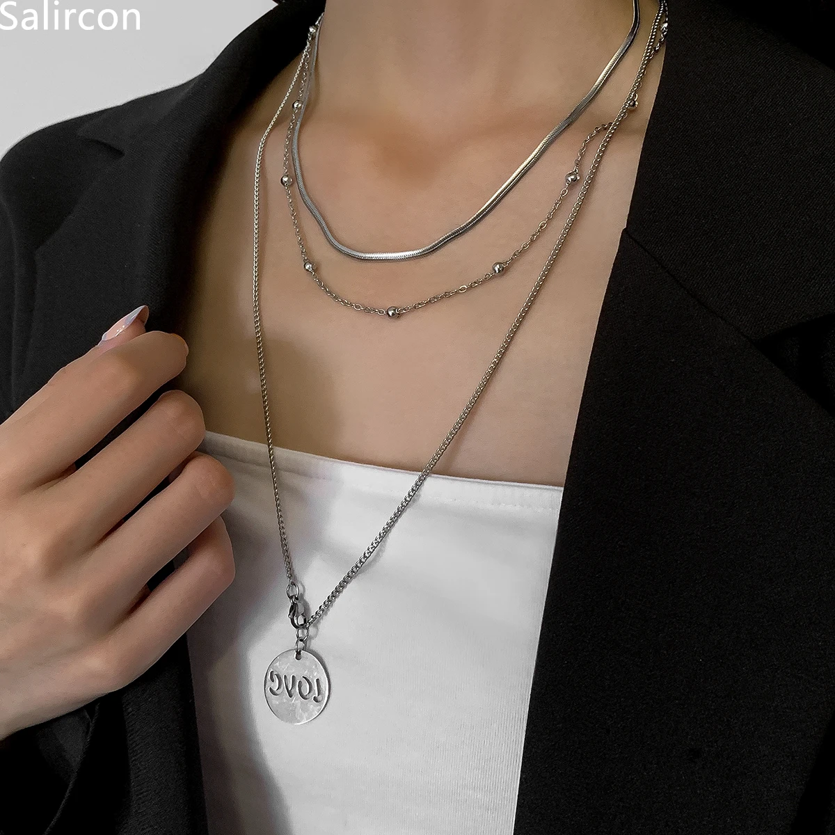 

Silver Color Titanium Steel Choker Necklace For Women Men Thin Flat Blade Snake Chain Collier Round Pendant Necklace Jewelry
