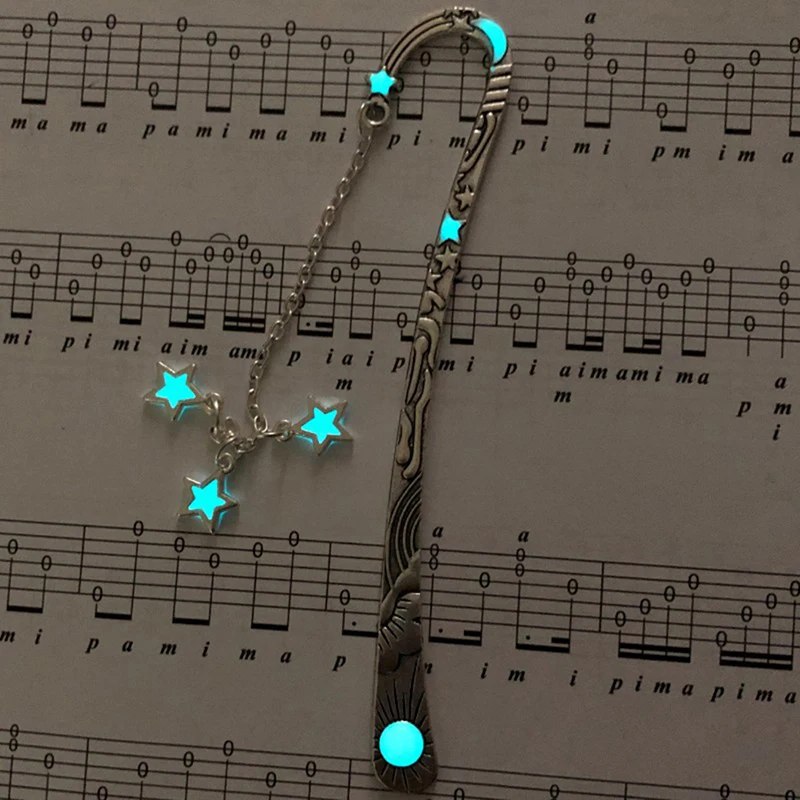 

Luminous Moon Stars Bookmark Creative Vintage Retro Metal Book Marks For Girls Gift Novelty Stationery School Supplies