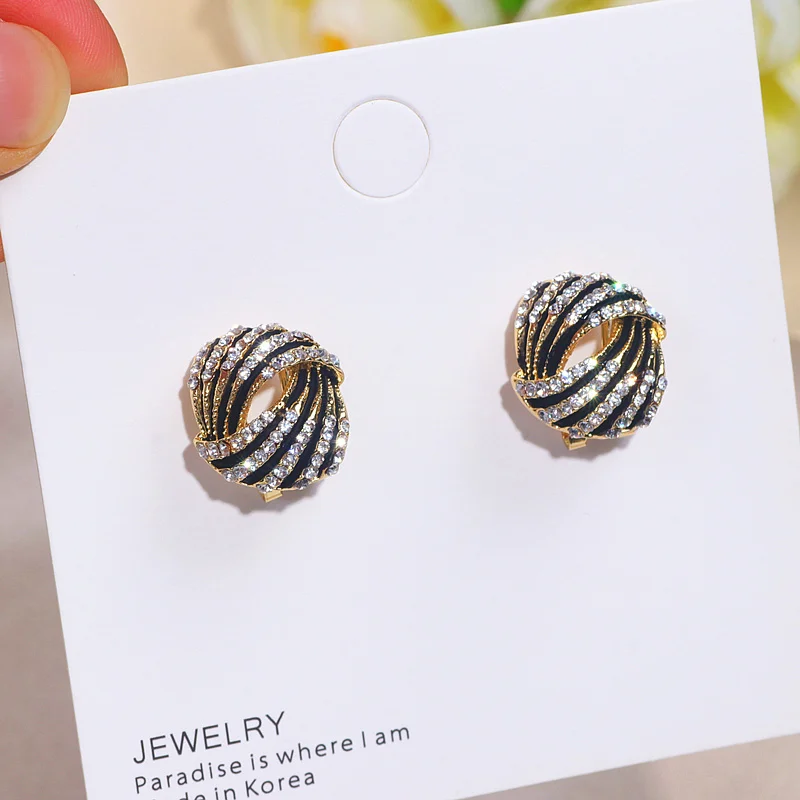 Серьги гвоздики женские геометрической формы стильные роскошные украшения для