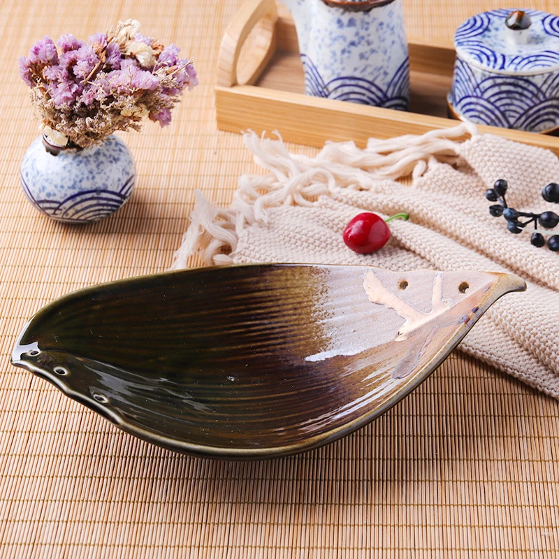 

Tableware Underglaze Leaf-Shaped Dish Retro Sashimi Plate Creative Ceramic Dry Ice Sashimi Plate Salad Dish