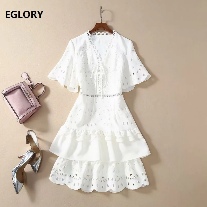 Женское ажурное платье выше колена вечерние е или розовое праздничное с вышивкой