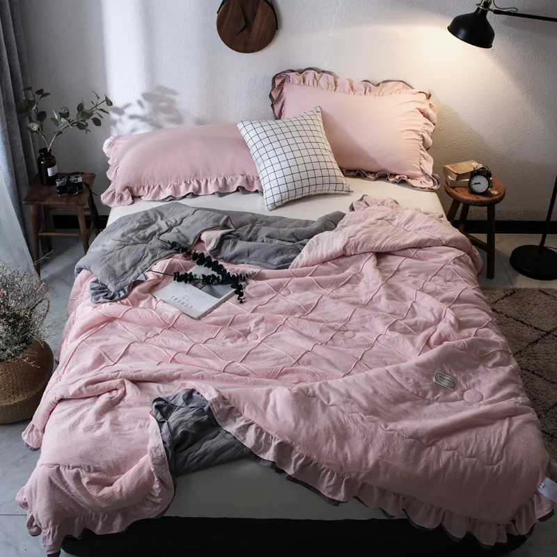 

2020 New Bedding Solid Thin Summer Quilt Blankets Soft Comforter Bed Cover Quilting Suitable for Adults Kids Home Textiles YMQ18