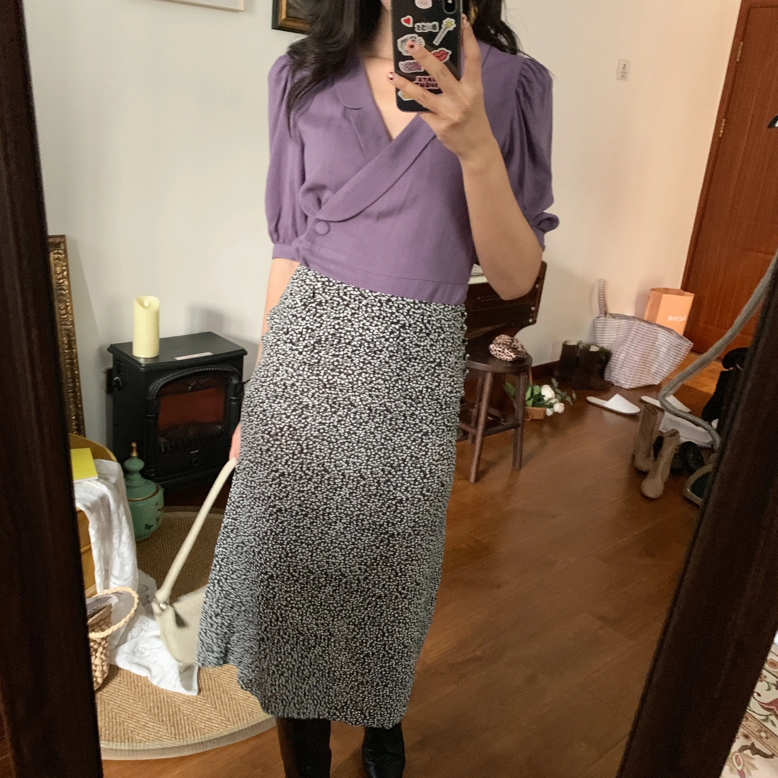 

2021 Women Shirt Summer Vintage Wrap V-neck Shirt Solid Color Puff Sleeve Short Sleeve Top