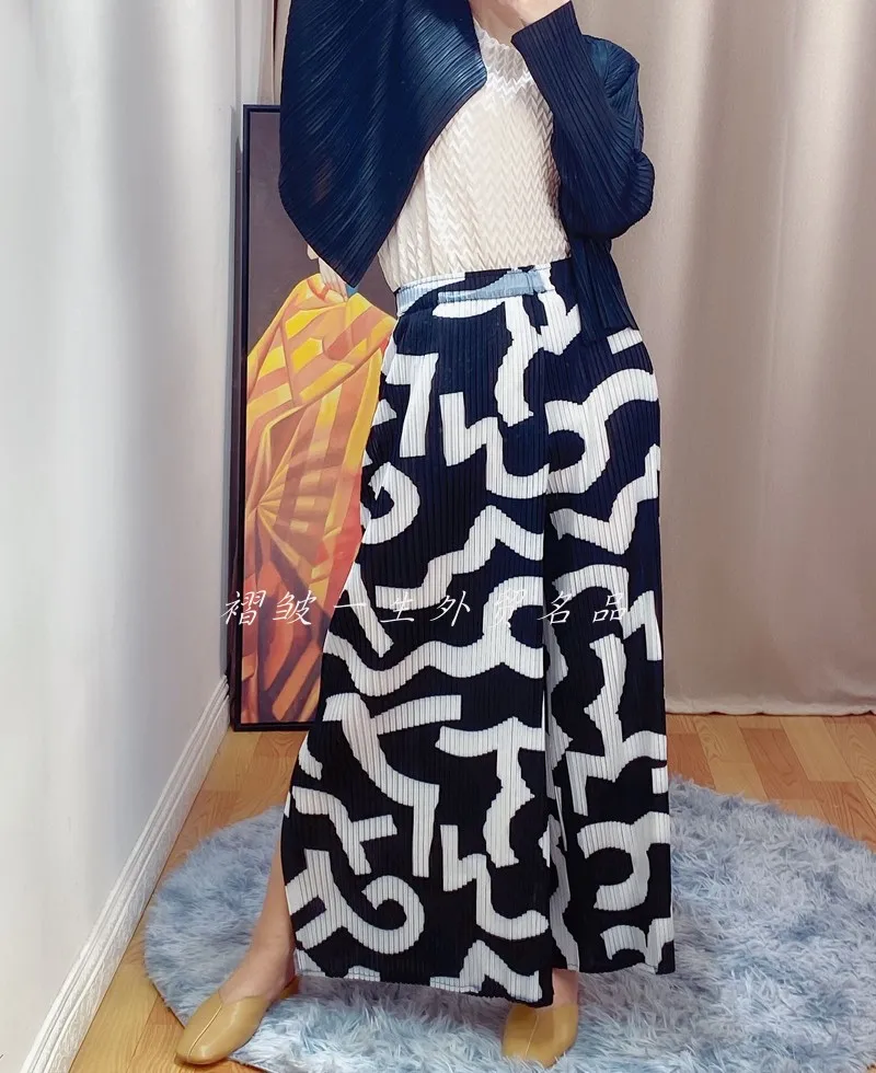 HOT SELLING Miyake fashion  Spring and summer high waist all-match geometry PRINT wide leg pants female flare pants IN STOCK