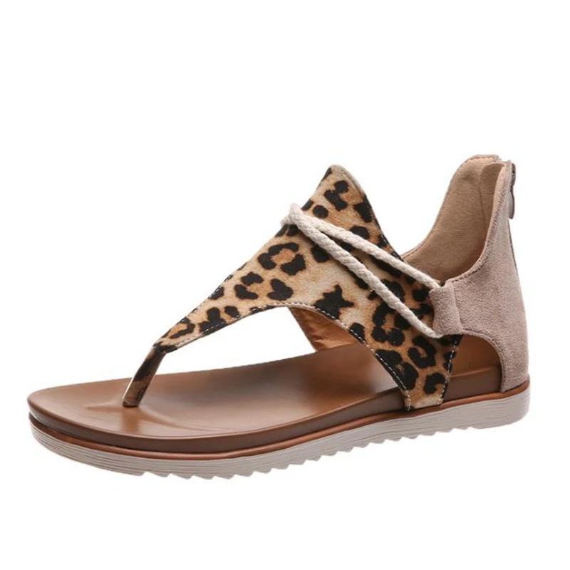 Женские босоножки на плоской подошве летние с леопардовым принтом большие