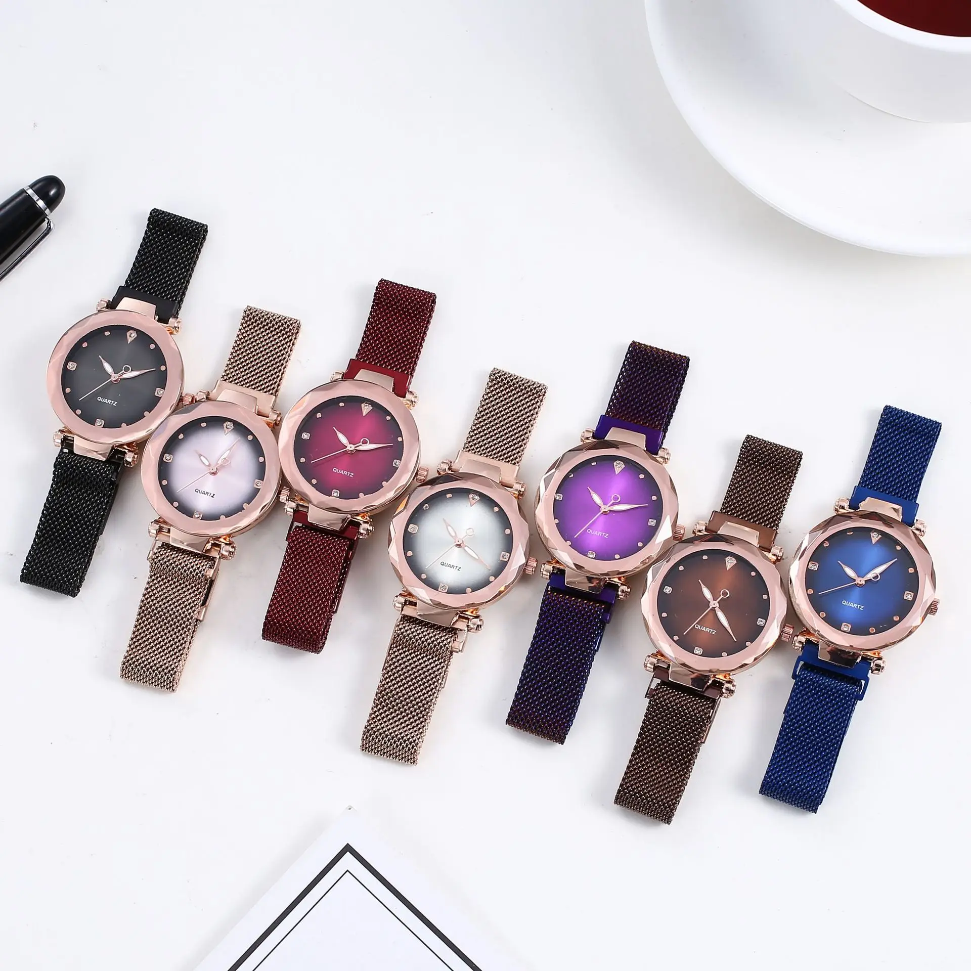 

Fashion Magnet Watch For Women Luxury Ladies Wrist Watches Quartz Female Watches Magnetic Clock Elegant Watch Party Dress Gifts