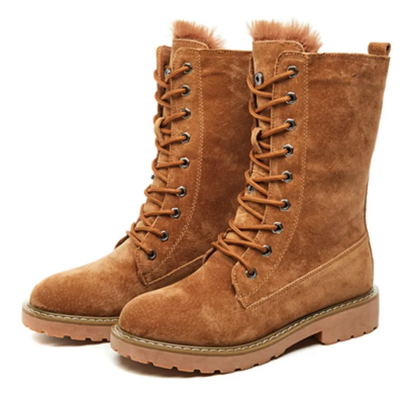 Зимние ботинки в стиле милитари на плоской подошве коричневого цвета женская