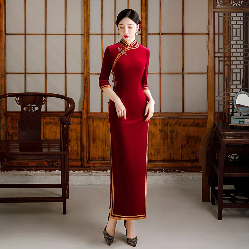 

Chinese Style Gold Velvet Cheongsam Vintage Improved Long Dress Fashion Daily Women Dress Slim Party Costume Mid-calf Qipao