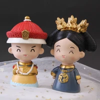 cartoon resin emperor queen decoration creative miniature figurine character car ornaments crafts gifts bake cake decoration