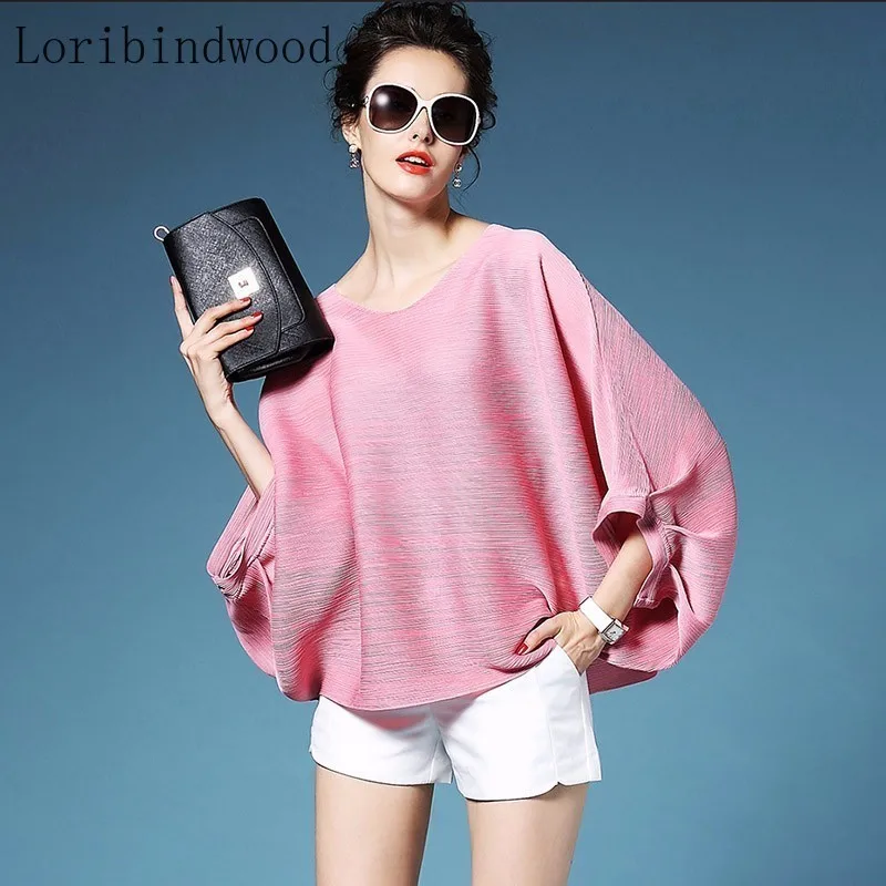 

2020 High Quality New Fashion Loose Pleated T-shirt Round Collar Batwing Half Sleeve Pleated Women's Big Size Tops