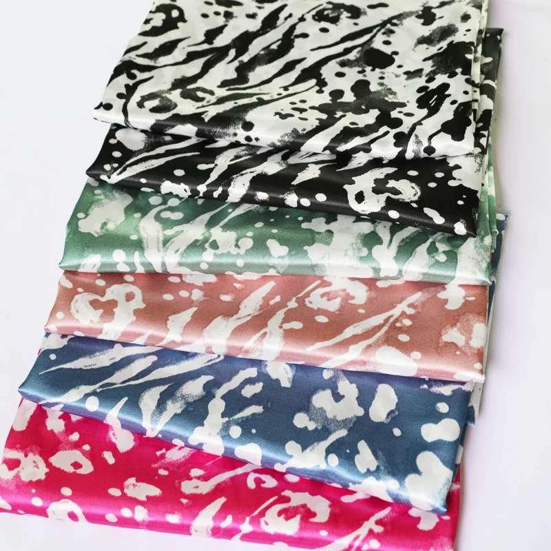 By Meter Мягкая атласная ткань геометрический дизайн шелковистый шарф подкладка из