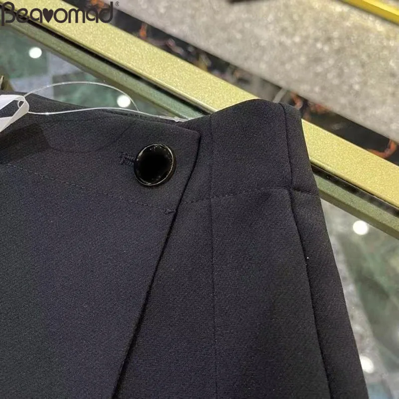 Bearomad 2021 Summer Women Fashion Black Shorts Casual Solid Pockets Button Loose Party Women's Hakama