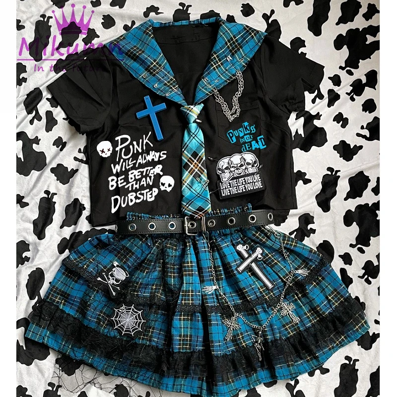 

Голубые розовые панковские топ-юбки