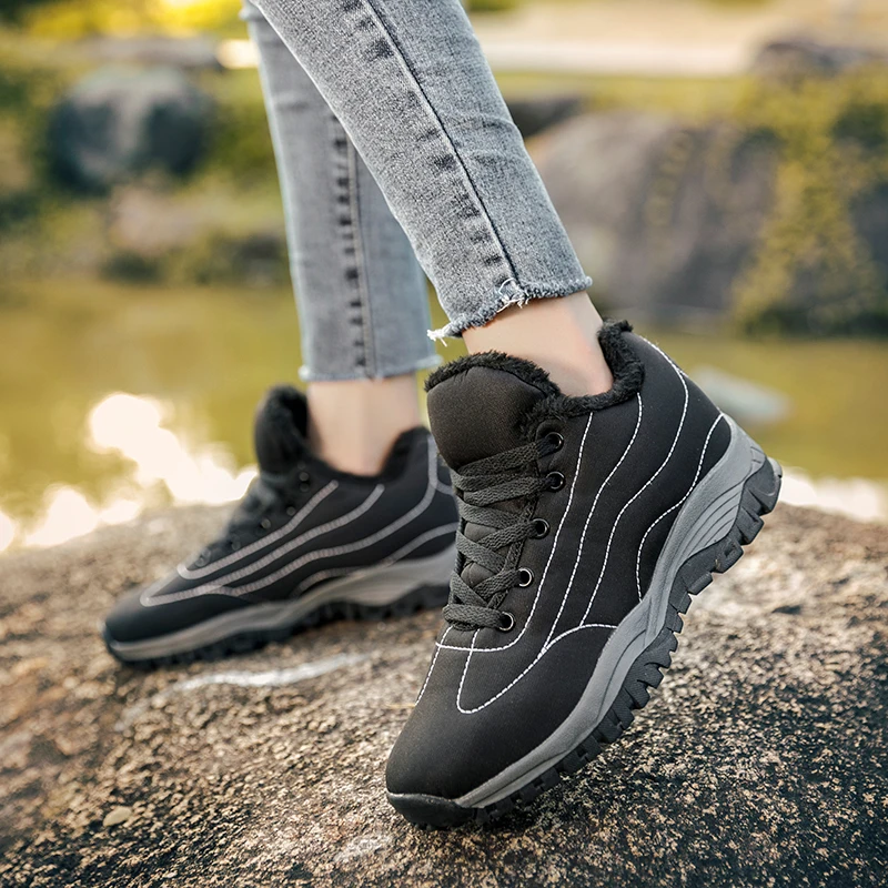 Men Winter Snow Boots Hiking Shoes Sneakers Super Warm Men's Boots Outdoor Male Hiking Boots Trekking Couple Shoes Plus Size