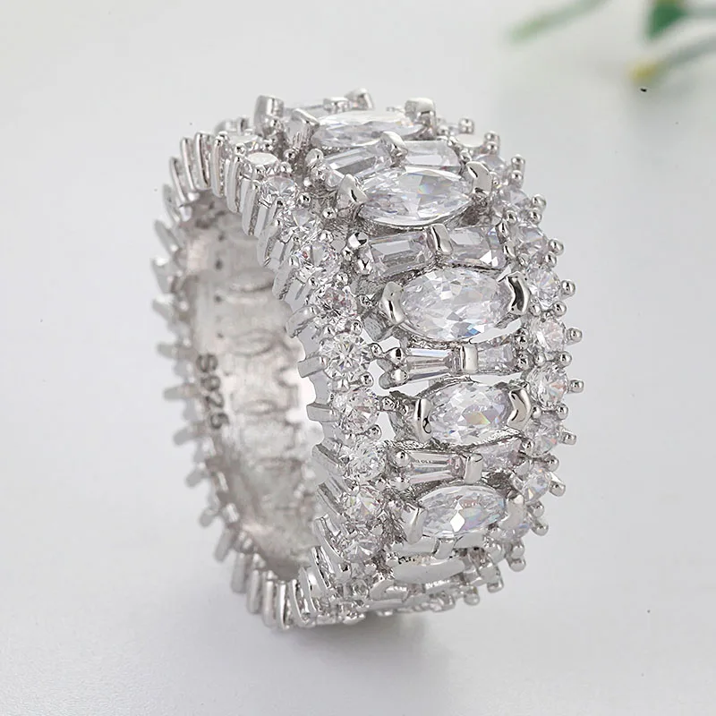 Роскошное посеребренное кольцо с кристаллом циркония модные большие