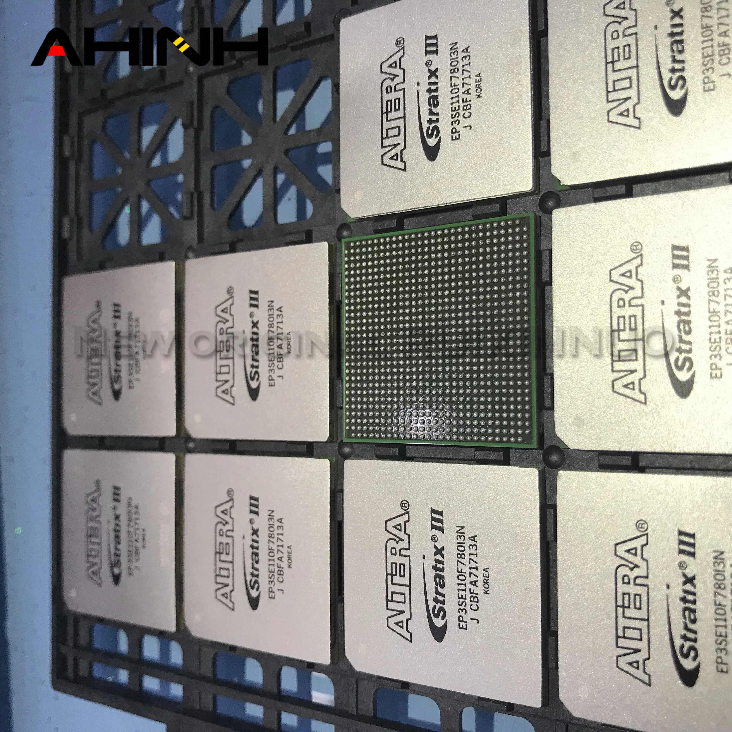 

EP3SE110F780I3N EP3SE110F780I3 EP3SE110F780 оригинальный чип nuevo IC